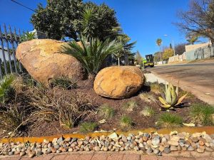 Brown Natural Boulders 1m - 2m