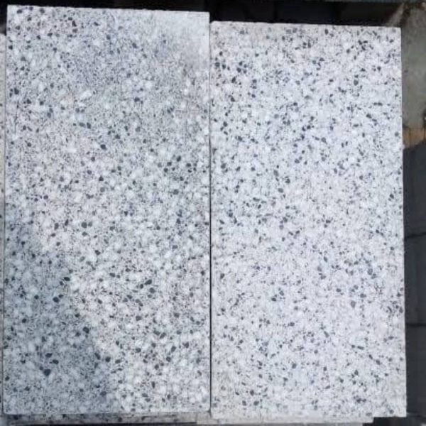 Polished Paving Slabs (Ivory)